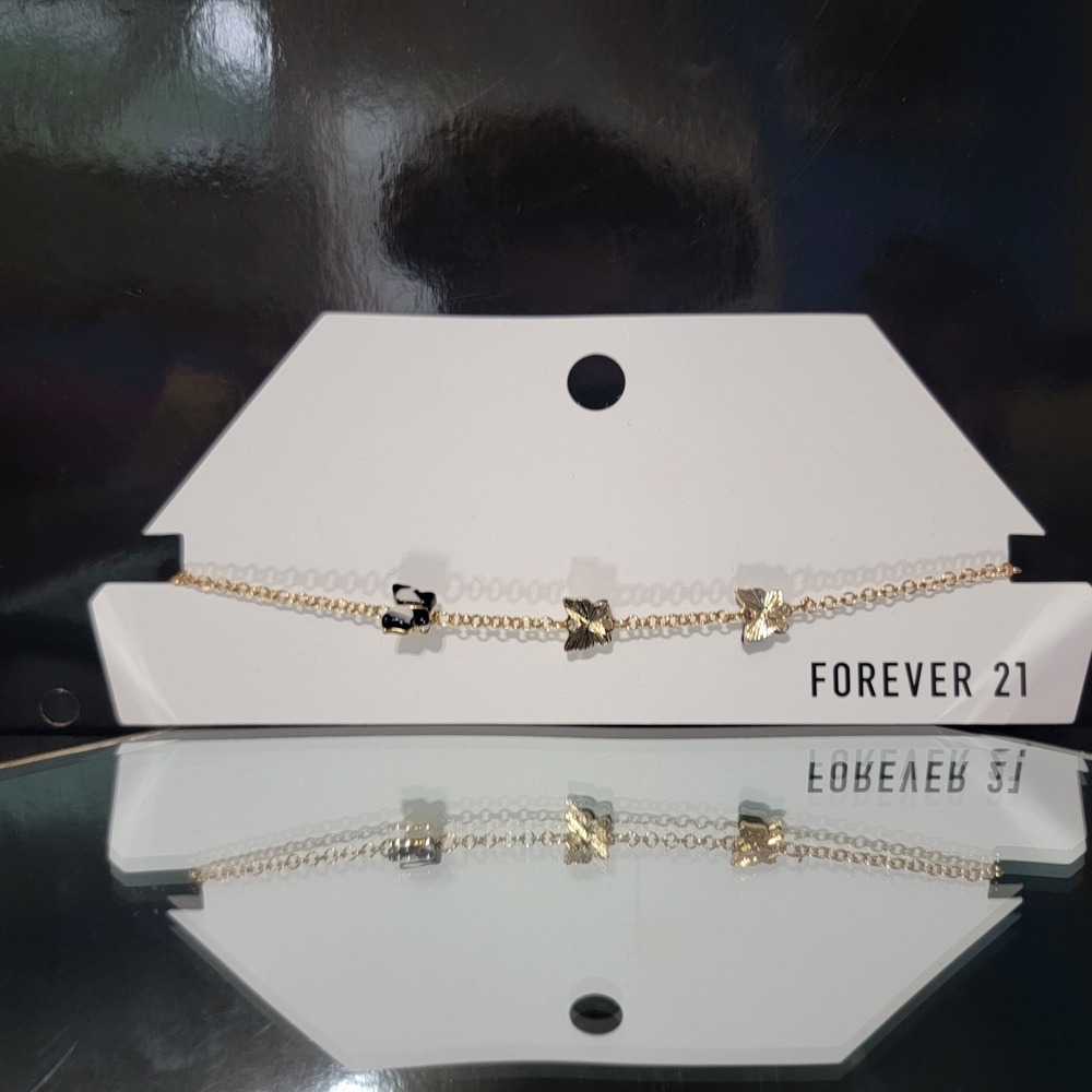 Forever 21 | Gold | Necklace | 3 Butterflys